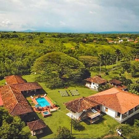فيلا كويمبايافي Hacienda El Saman المظهر الخارجي الصورة